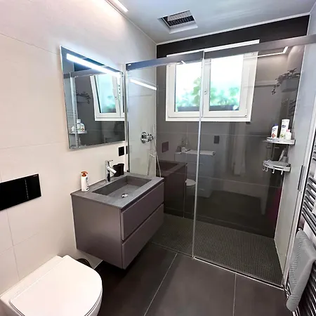 Wonderful Apartament, Near The Lake