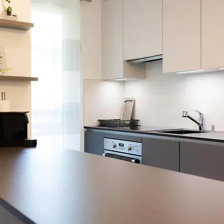 Апартаменти Wonderful Apartament, Near The Lake *